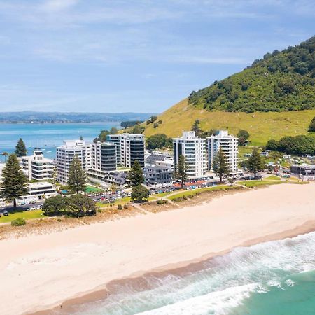 Oceanside Bliss - Absolute Beachfront - Uninterrupted Ocean Views With Pool Apartamento Mount Maunganui Exterior foto