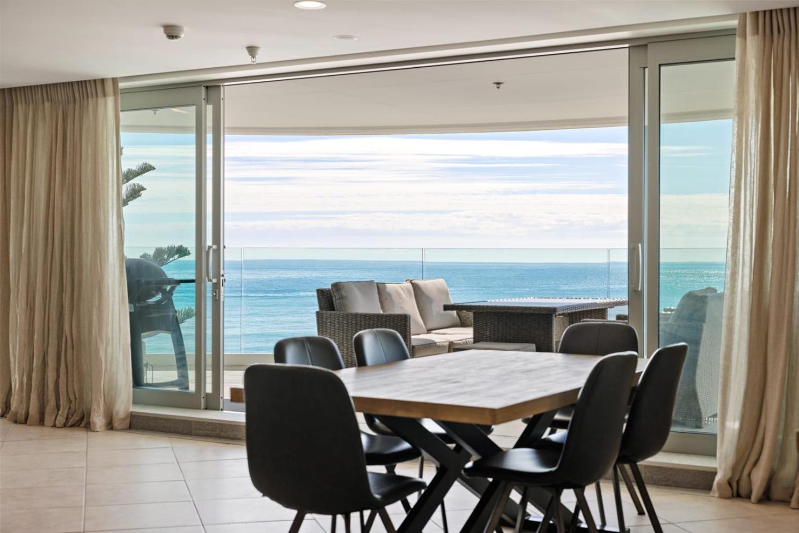 Oceanside Bliss - Absolute Beachfront - Uninterrupted Ocean Views With Pool Apartamento Mount Maunganui Exterior foto